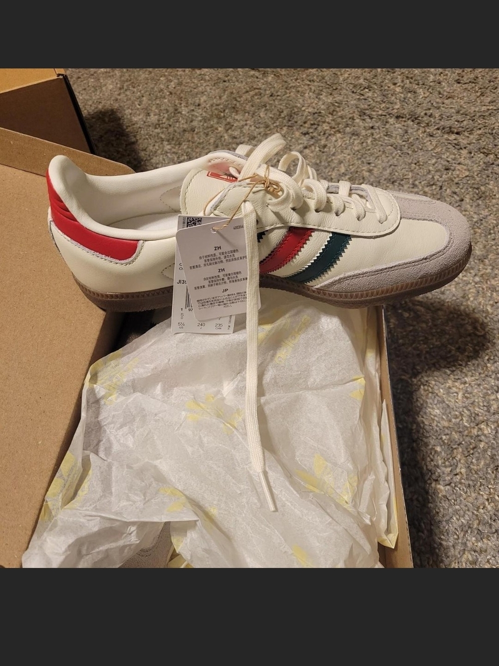 NIB RARE COLORWAY ADIDA SAMBA - Picture 3 of 5